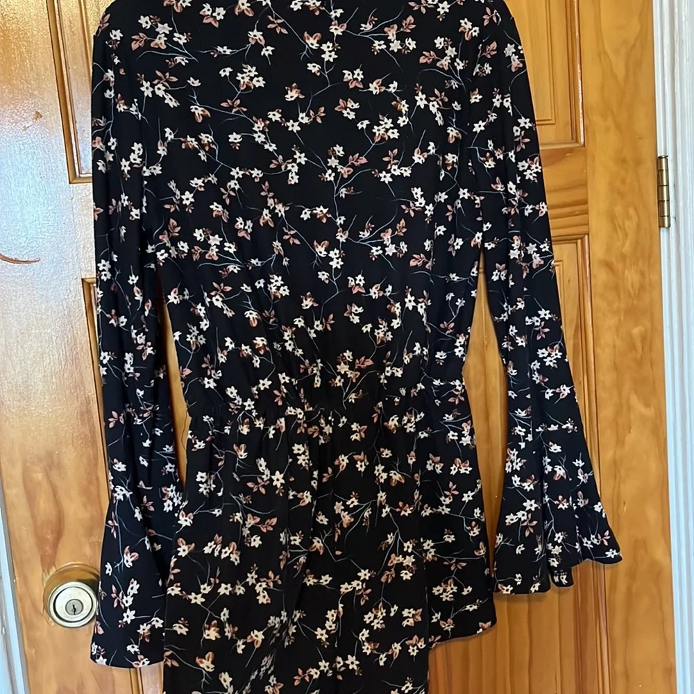 Romper - Picture 4 of 4